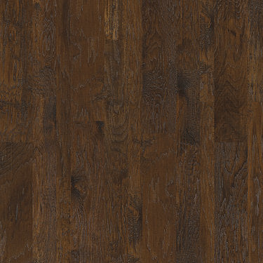 Palo Duro Mixed Width Anderson Hardwood in the color ringing anvil by Shaw flooring sample demonstrating pattern and color.