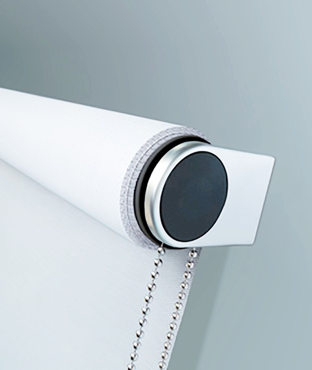 Hunter Douglas Screen Shade Roller Blind side view in REGION