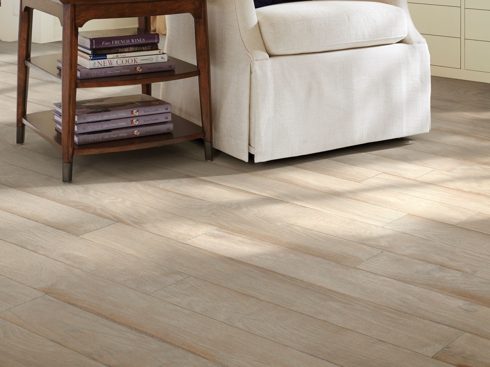 Muir'S Park Anderson Hardwood in the color nevada by Shaw flooring in a home, showing the finished look.