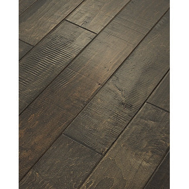 Bernina Maple Anderson Hardwood in the color varuna by Shaw flooring sample demonstrating pattern and color.