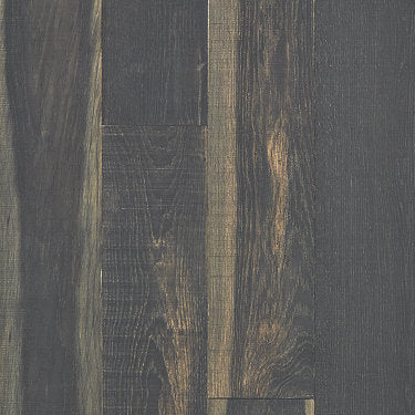 Exquisite Floorte Hardwood in the color pewter oak by Shaw flooring sample demonstrating pattern and color.